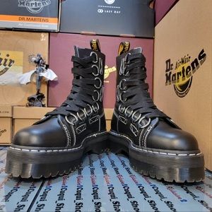 Dr. Martens Jason XL Like New!
